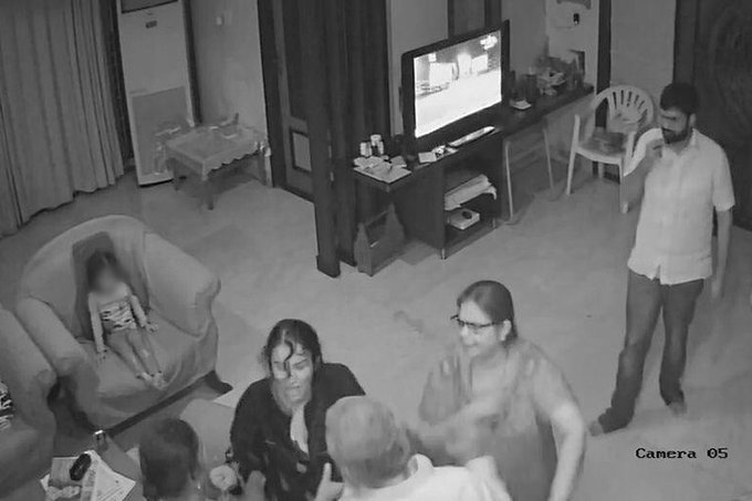 സ്​ത്രീധനം; മരുമകളെ ജഡ്​ജി മർദിക്കുന്ന ദൃശ്യം പുറത്ത്​ ​